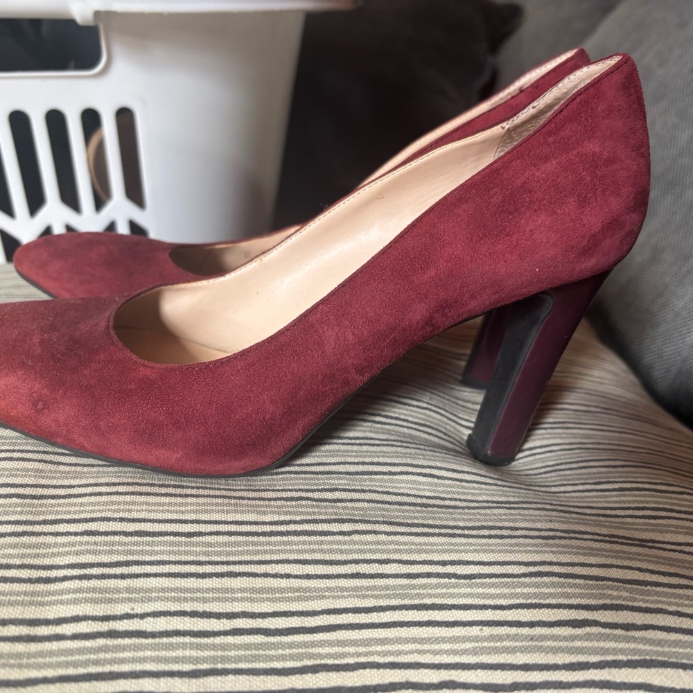 Vince Camuto Red Suede Heels Classic Design